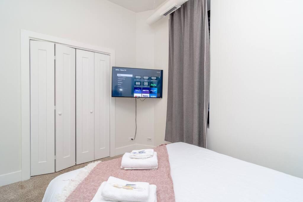Mccormick Place 3br/2ba With Optional Parking On State Street * Chicago